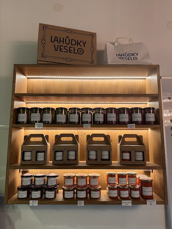 Nabídka domácích lahůdek v Lahůdky Veselo